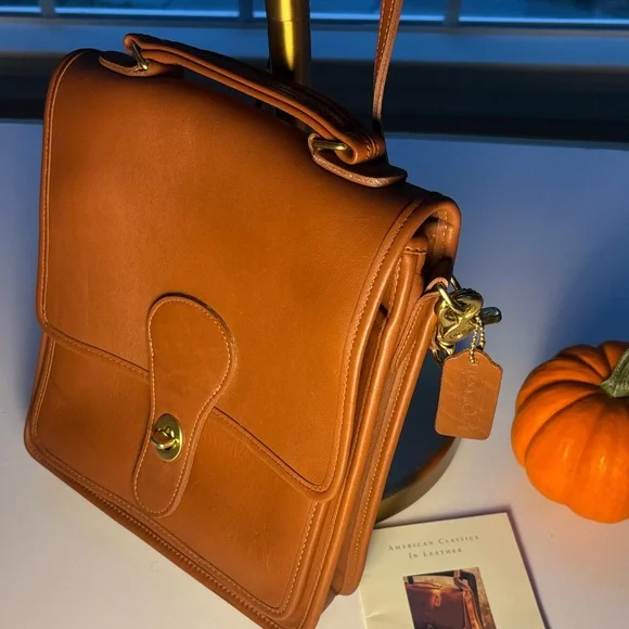 Vintage Coach Station Crossbody Bag - British Tan- never used!!! - Picture 2 of 14